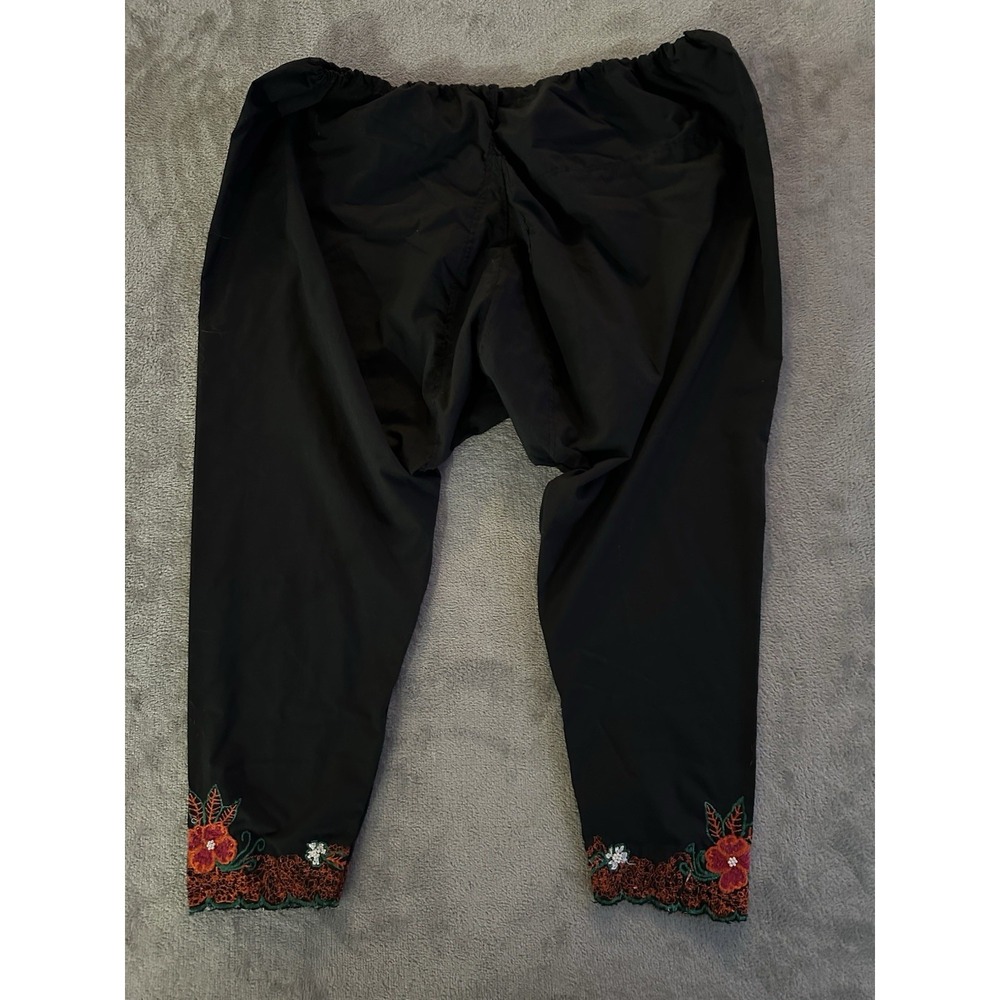 Harem‎ Pants Womens Large Black With Embroidered Rosses